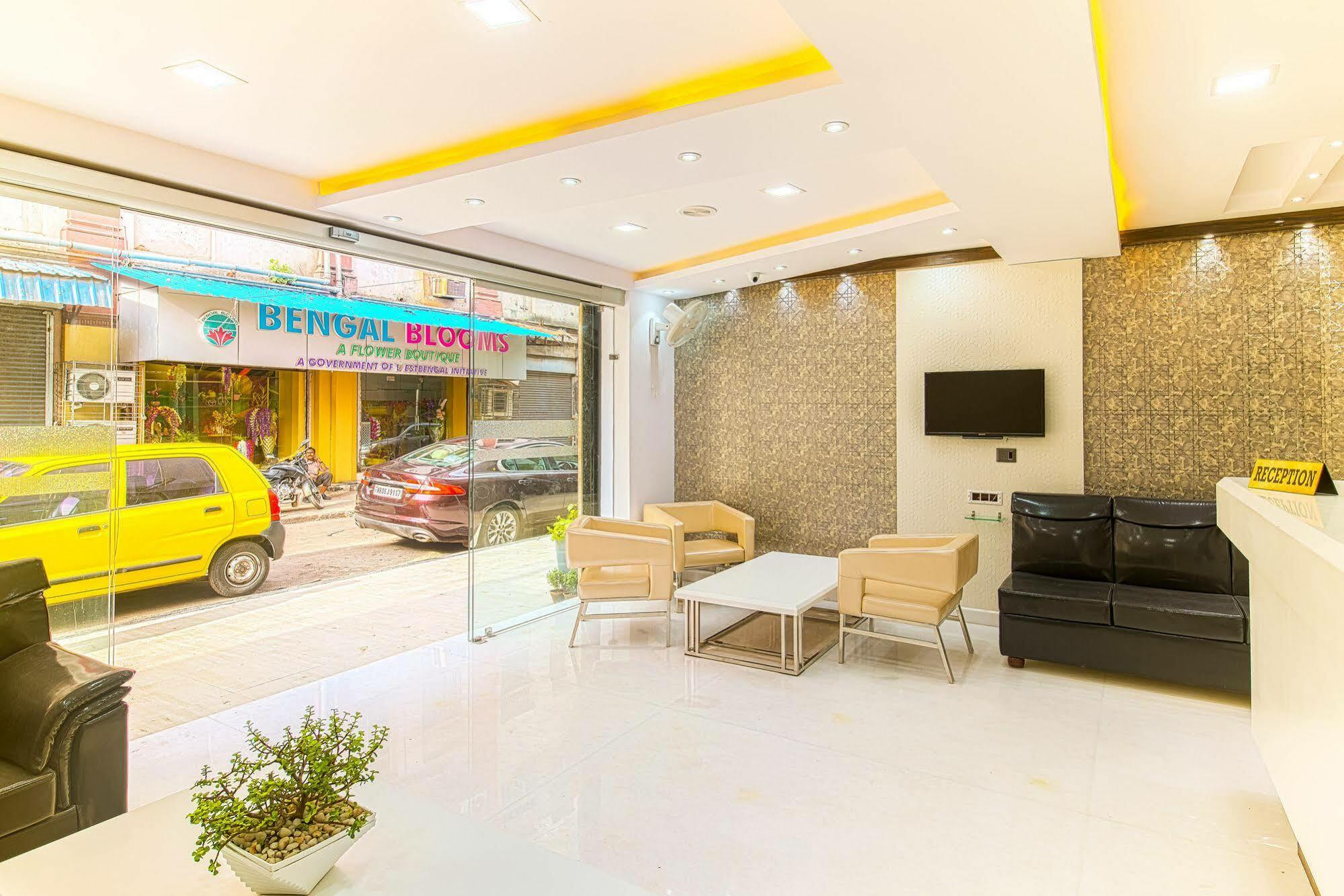 Treebo Orion Sapphire, Beck Bagan Hotell Calcutta Exteriör bild