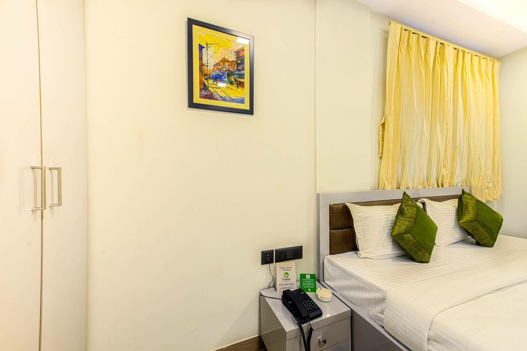 Treebo Orion Sapphire, Beck Bagan Hotell Calcutta Exteriör bild