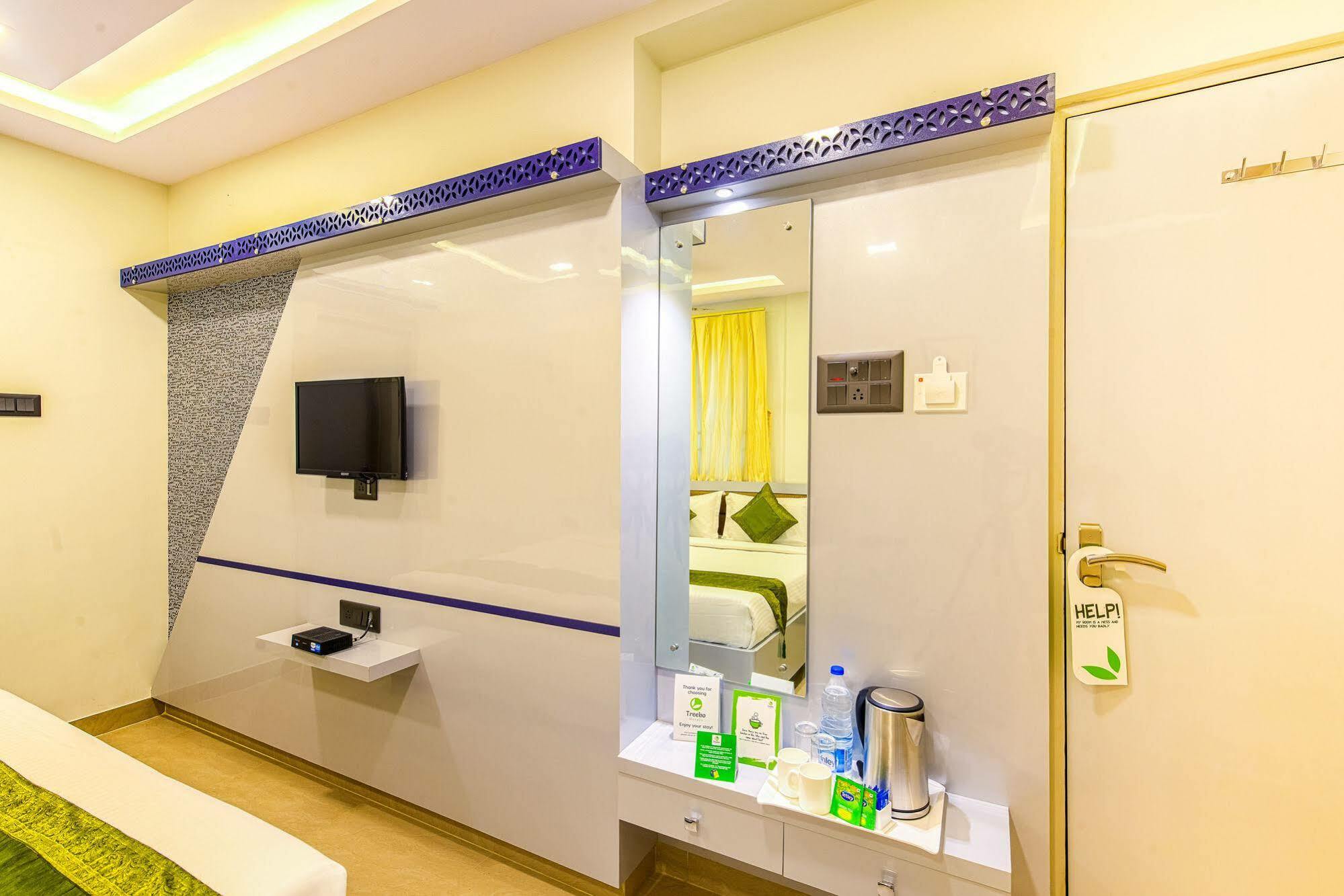Treebo Orion Sapphire, Beck Bagan Hotell Calcutta Exteriör bild